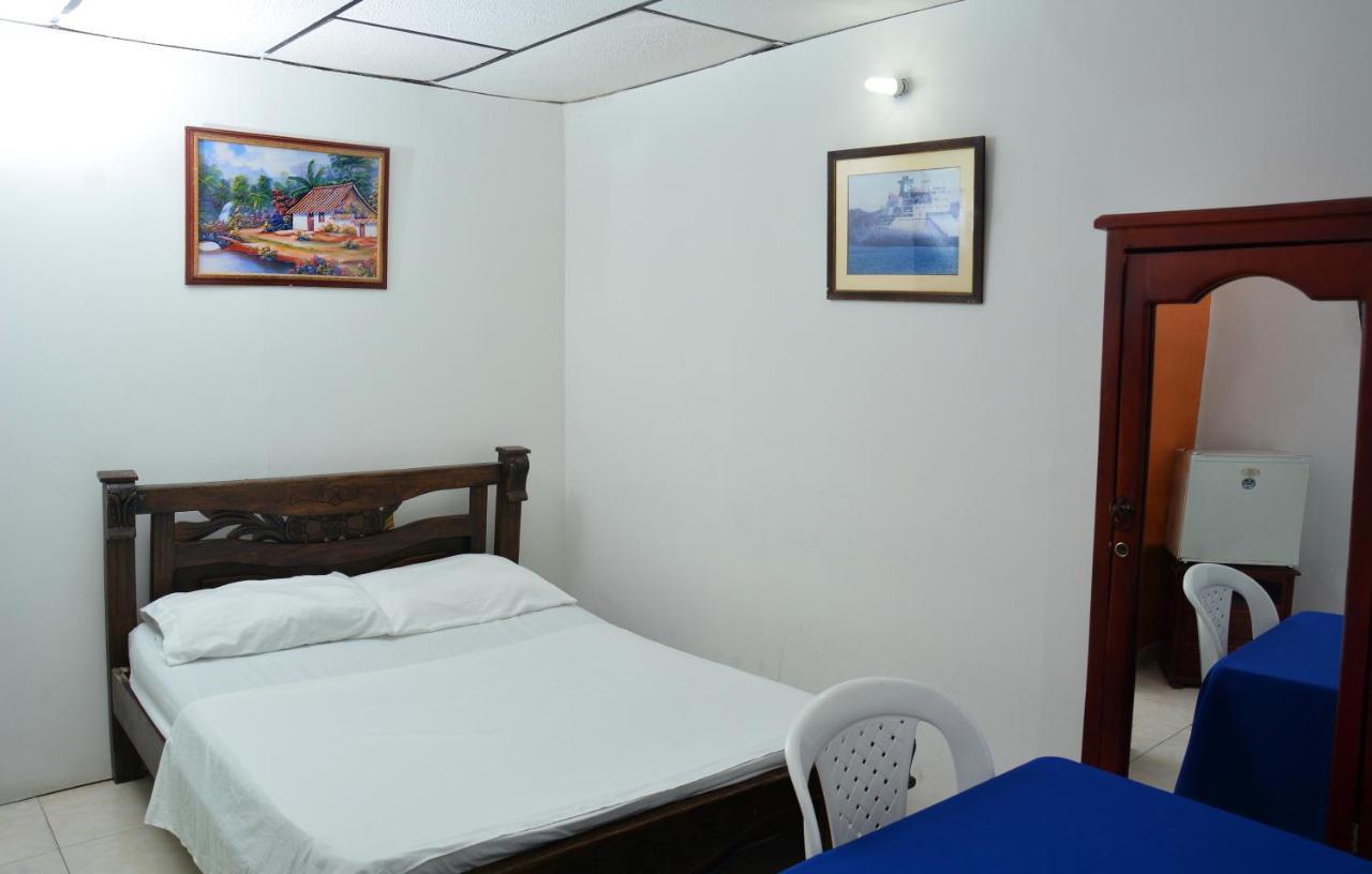 Hotel Andalucia Inn Santa Marta  Luaran gambar