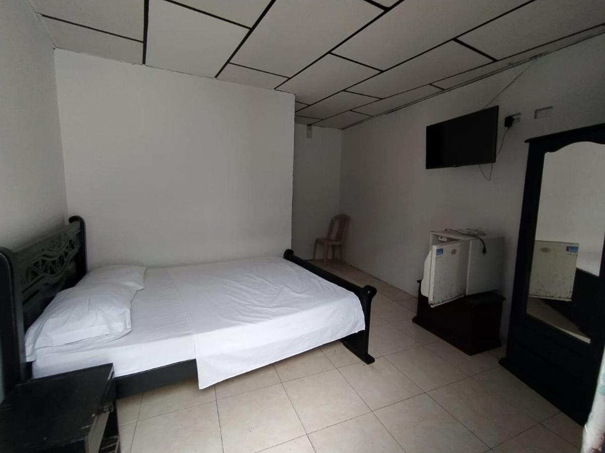 Hotel Andalucia Inn Santa Marta  Luaran gambar